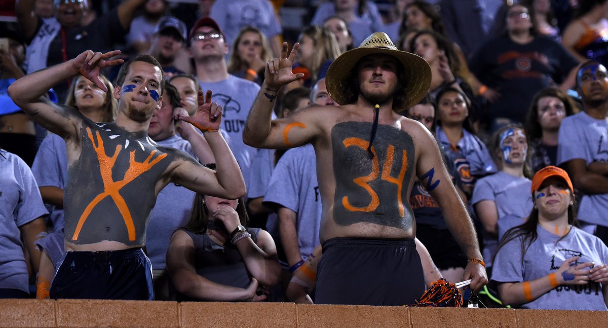 CNathletics's tweet photo. ๐ the photos from the #FogOut and the first night game at Burke-Tarr Stadium since 2003.
@cnfootball beats Wingate 31-14
Full gallery at https://t.co/kQoRfjGcRT https://t.co/V4ZPpnANbg