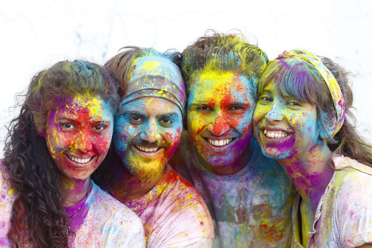 TC_HoustonBK's tweet photo. #Color Sky 5K running fest in #Ankara https://t.co/z5BpqniOwZ