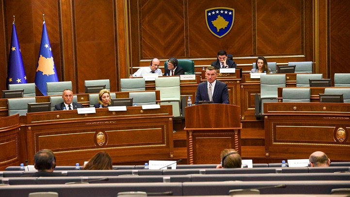 PKoretin's tweet photo. Kryetari i Kuvendit Kadri Veseli mori pjesë tek delegacioni i Parlamentit Evropian në Kuvendin e Kosovës. https://t.co/xjQjc7nOuI
