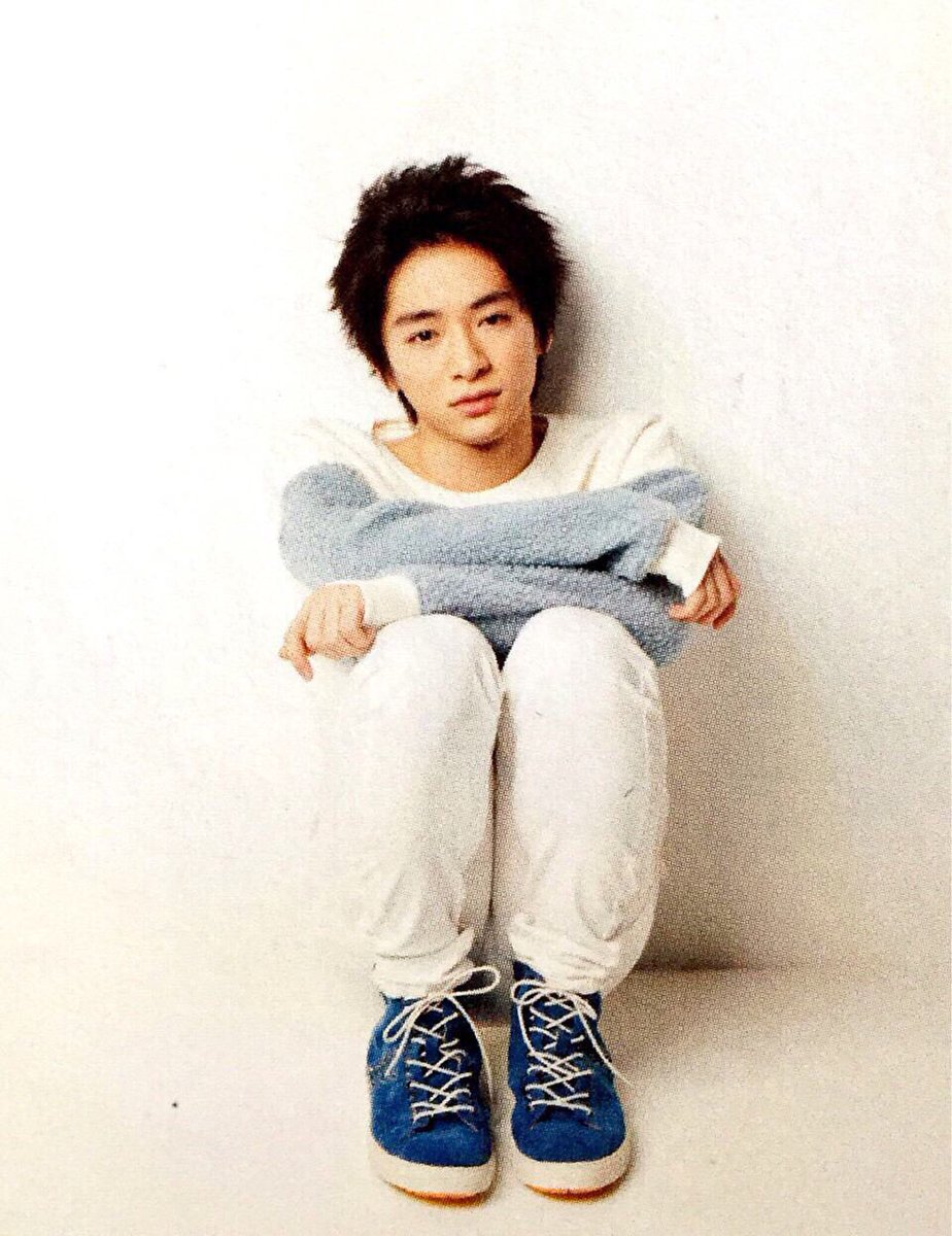 Might as well continue since we rarely see forehead Chinen. 