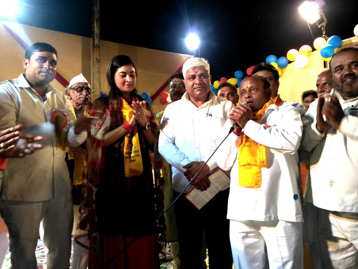 IntajarKhan18's tweet photo. Chandni Chowk ki jane ke liye vidhayak Alka Lamba ji Chandni Chowk k Dhobi Samaj Agrasen Baba Ki Janam Diwas par Samaj Ko sambodhit Kiya o Baba ki Ashirwad liya https://t.co/7lD8GJNPF3