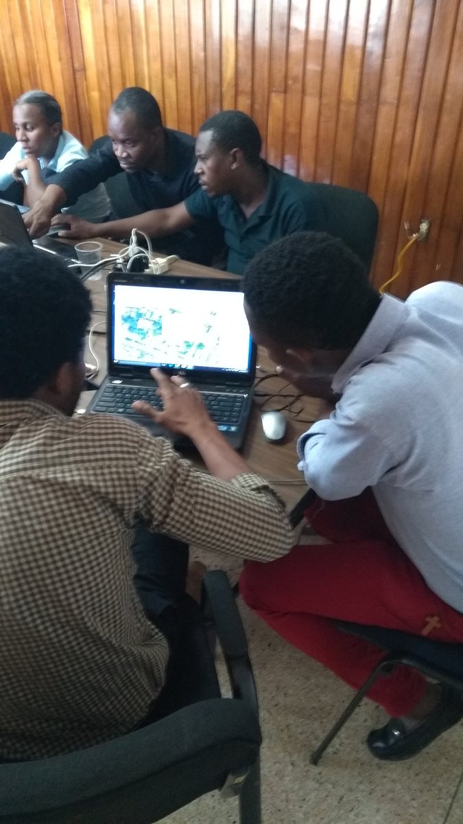 Debut de l #ActionOsmHaiti2018 (@OIFfrancophonie #LesLibresGeographes <a href="/cosmhastm/">cosmhastm</a> #OSM #Haiti): 11jours de renforcement de capacités #openstreetmap #opendata #SIG #logicielslibres avec +20 mappers des master #urbater,#haiticommunitere, <a href="/FOKAL_Ayiti/">FOKAL</a> <a href="/Gret_ONG/">Gret</a> #map4ht #Francophonie