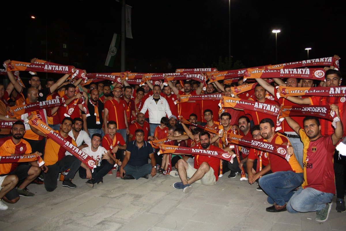 #DeplasmanYasaklanamaz Galatasaray taraftarı derbi deplasmanlarına kendine yakışır şekilde gidip gelmiştir.