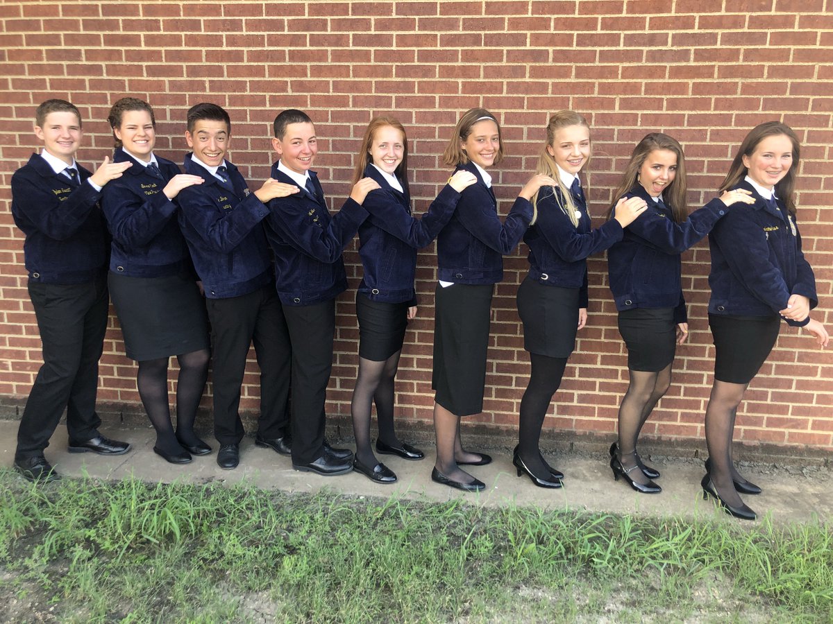 AledoFfa's tweet photo. It’s here! Join us at the ag building at 5:30 pm for greenhand camp! #whatachapter #ffajustlikeyoulikeit https://t.co/AEWu6wFTy2