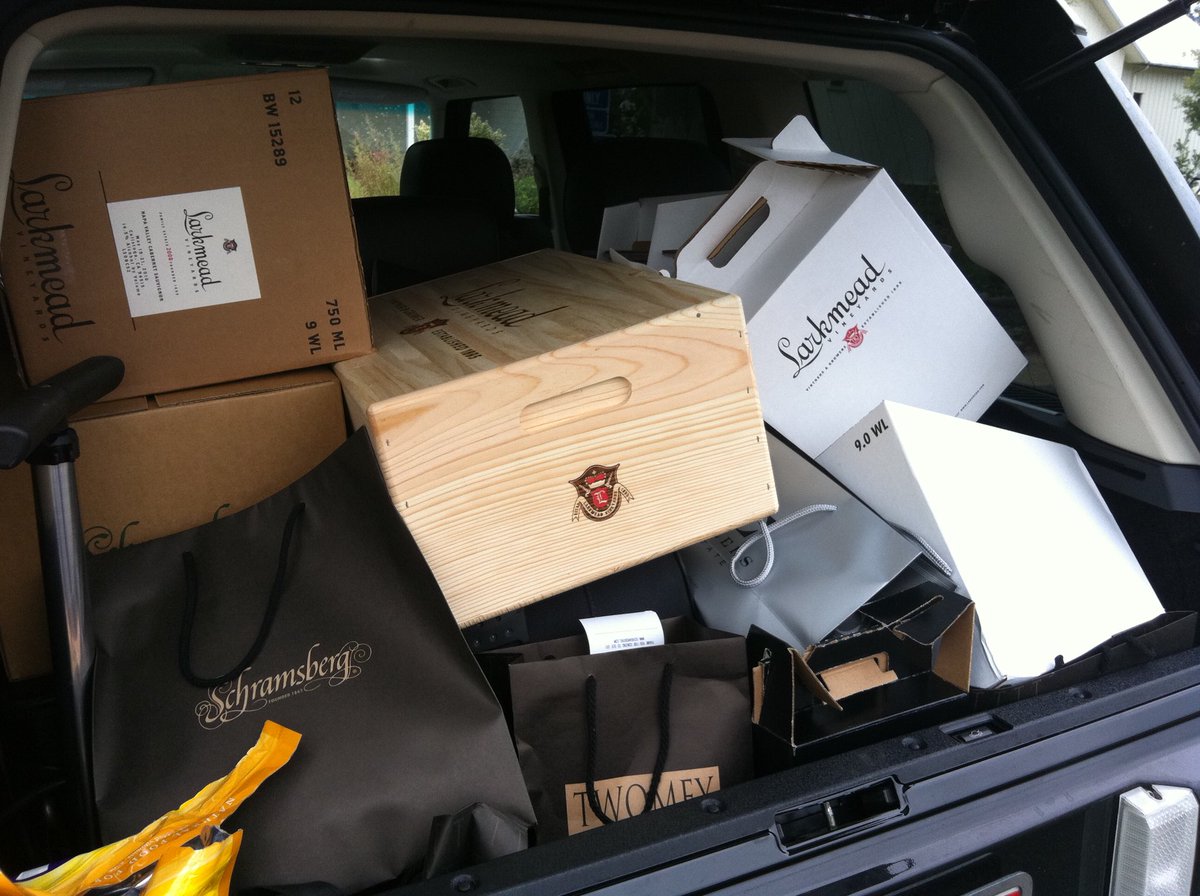 wine_fly's tweet photo. When you have a LOT of fun in Napa! #larksmead @Schramsberg @FrankFamilyWine https://t.co/lHH1FmdKtr