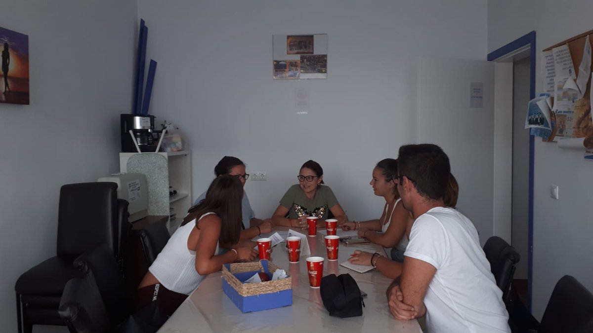 carmen_sm81's tweet photo. Esta tarde hemos visitado la sede de #Acupa para conocer su trabajo y sus necesidades y prioridades. Gracias a su presidenta Maite y su equipo técnico por está reunión tan productiva. Enhorabuena por vuestra gran labor @psoeconil @lausanmun @JoaquinRuz @psoecadiz https://t.co/QZtFk9SW4A