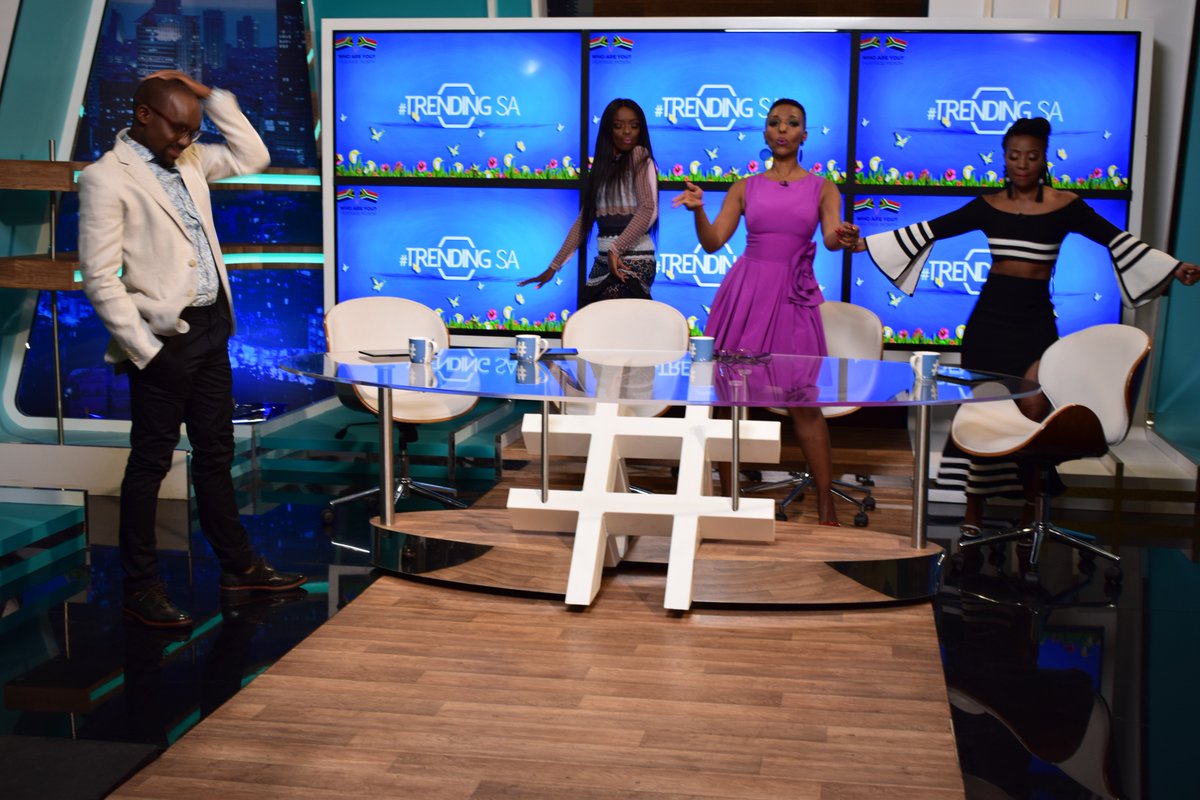 TrendingSAon3's tweet photo. When the squad is in the building, you already know what time it is!!!! Tune in to catch your favourite show live on SABC3. #TSAon3 https://t.co/vHGh7eLJug