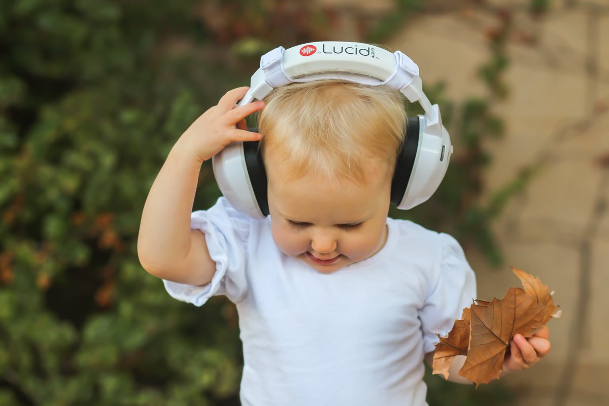 LucidAMPED's tweet photo. Enable the SOUNDS mode on our HearMuff Sounds and your child can enjoy four soothing sounds — Lullaby, White Noise, Babbling Creek, and Heartbeat.
Shop our HearMuffs Sounds HERE →https://t.co/a0gERiRbnr ←
#parenting #soundprotection #babyheadphones #kidheadphones https://t.co/64kYfVJ4Kc