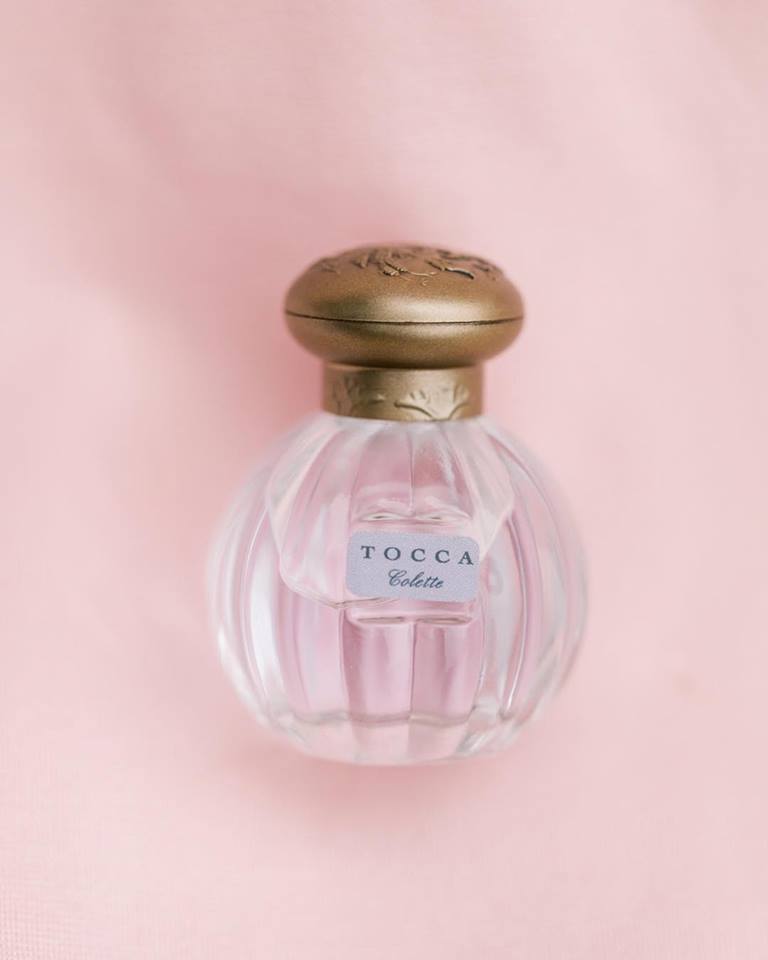 Intrigue those around you with the bold scent of sandalwood in our Colette fragrance.

Photo by: melaniefosterphoto
