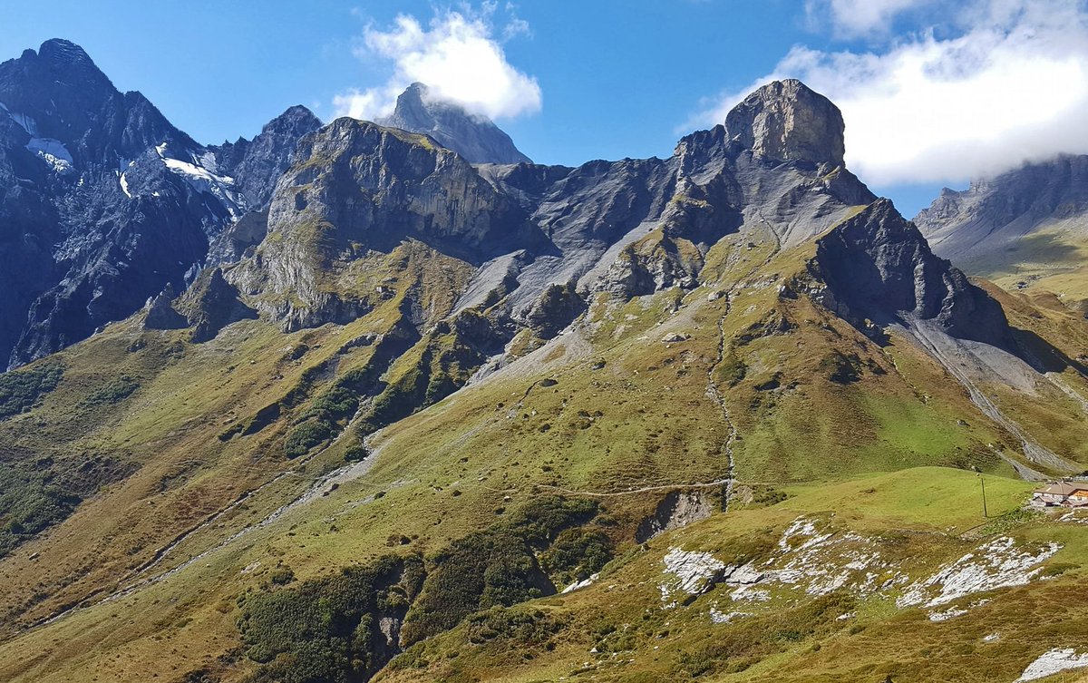 MyOutdoors's tweet photo. “You are not in the mountains. The mountains are in you.”  -John Muir https://t.co/5sNhxT7yaa