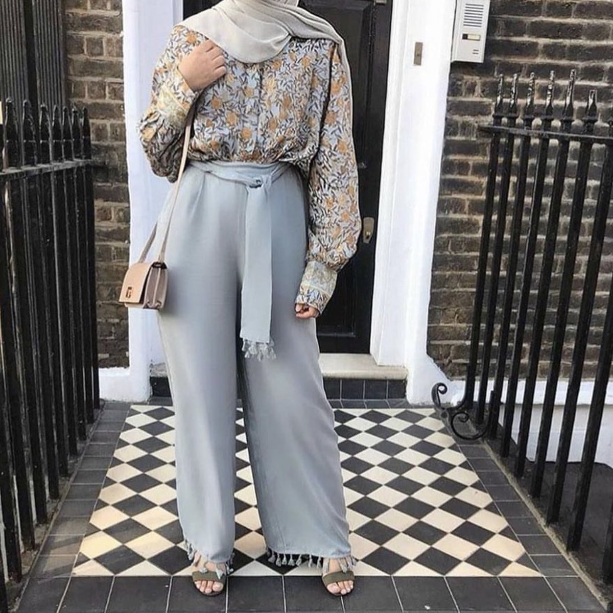 HafinaOfficial's tweet photo. Customer pics of our Co Ord set, Palazzo Pants, Shirt Dress &amp; Stripe Belted Dress 😊 check out page out on Instagram! #modestclothing #fashion #hijabfashion #Fashionista https://t.co/GTSLMm1o9i
