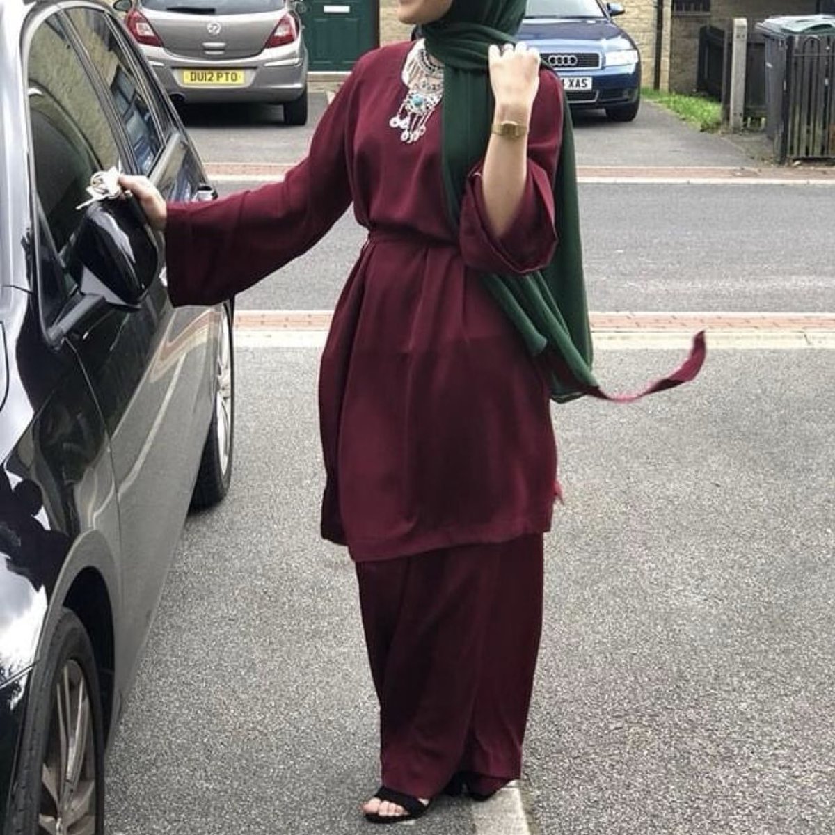 HafinaOfficial's tweet photo. Customer pics of our Co Ord set, Palazzo Pants, Shirt Dress &amp; Stripe Belted Dress 😊 check out page out on Instagram! #modestclothing #fashion #hijabfashion #Fashionista https://t.co/GTSLMm1o9i