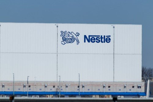 FEVAP's tweet photo. Conoce la fórmula de Nestlé para promover sus productos: https://t.co/mH3YE3dQKF https://t.co/8qBh3lyM6v