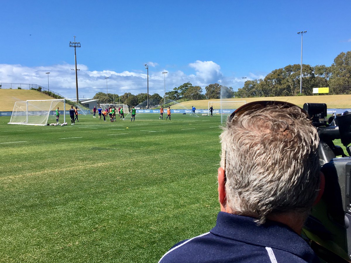 Welcome to the Sunshine Coast <a href="/gomvfc/">Melbourne Victory</a> ⚽️ awesome morning out at Bokarina. Coach Kevin Muscat loving our facilities + new signings mingling in nicely. <a href="/WINNews_SCoast/">WIN News Sunshine Coast</a>