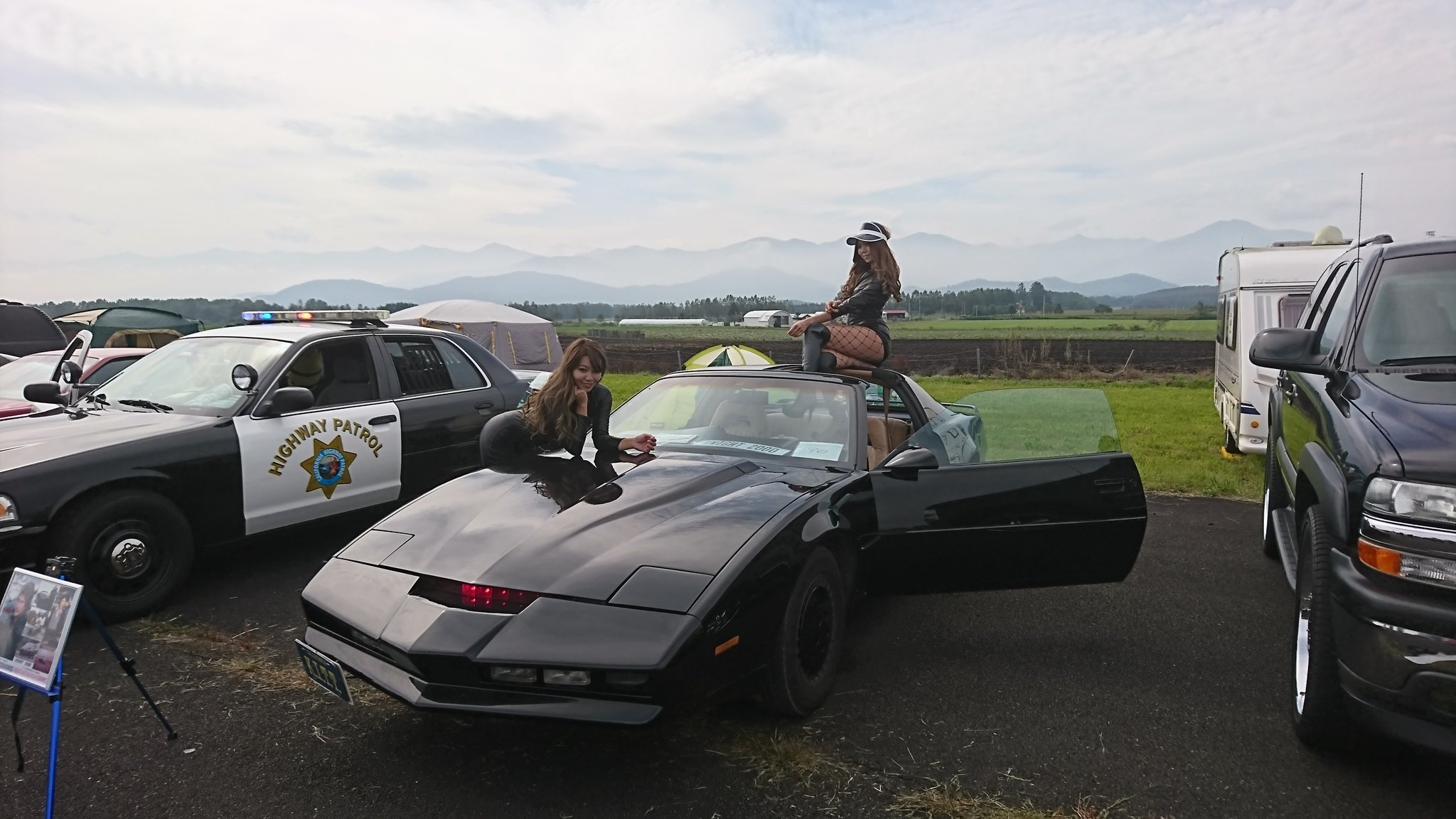 北のマイケル Dqqqqqqqn アメマガミーティングありがとうございます Scs Scsmotorsports アメ車マガジン アメマガ サホロ 新得町 農道離着陸場 キャンギャル アメ車 Shihoyuu シホユウ 車イベント 車女子 Rq Rq 車 撮影 札幌 北海道