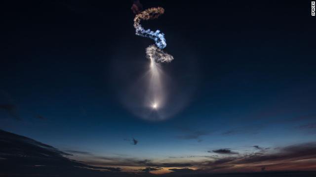 SpaceX says Japanese billionaire Yusaku Maezawa will be its first space tourist. He says he plans to take artists with him for the trip around the moon, expected for 2023. cnnmon.ie/2xrzWo9
