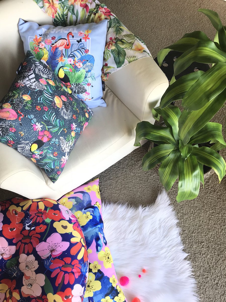 Enjoy 30 % OFF on EVERYTHING  in my @society6 STORE. Hurry Up !! Summer Blooms - Navy Blue Throw Pillow society6.com/product/summer… #pillow #homedecor #florals #flowers #beautiful #decor #home #floorpillows #design #society6