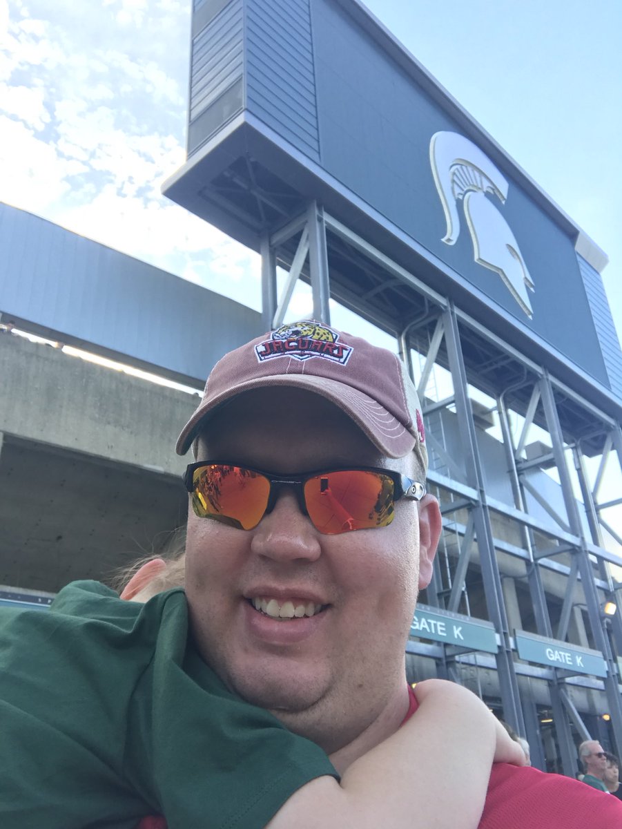 whfolmer's tweet photo. @B89Adam Here is my Spittoon memory from last year. Still mad about the PI call on uncatchable ball the lead to MSU’s first scoring drive. I think O-Line will help make more of redzone opportunities this season. IU’s run game has come a long way. #iufb #spittoonweek #goiu https://t.co/DKE2T5lQ2I