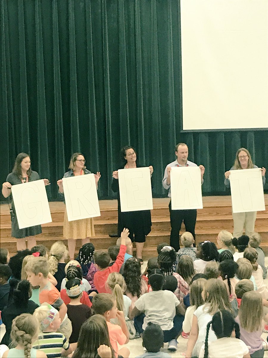 nstreet_teaches's tweet photo. Kicking off our week with a GRIT and GREAT assembly, oh and a Gumption Floss Lesson! #gisforgumption #flossbosses #gettinggrittywithit #principalsinaction #buildingrelationships #itsforthekids https://t.co/MyfQ9Uuejd