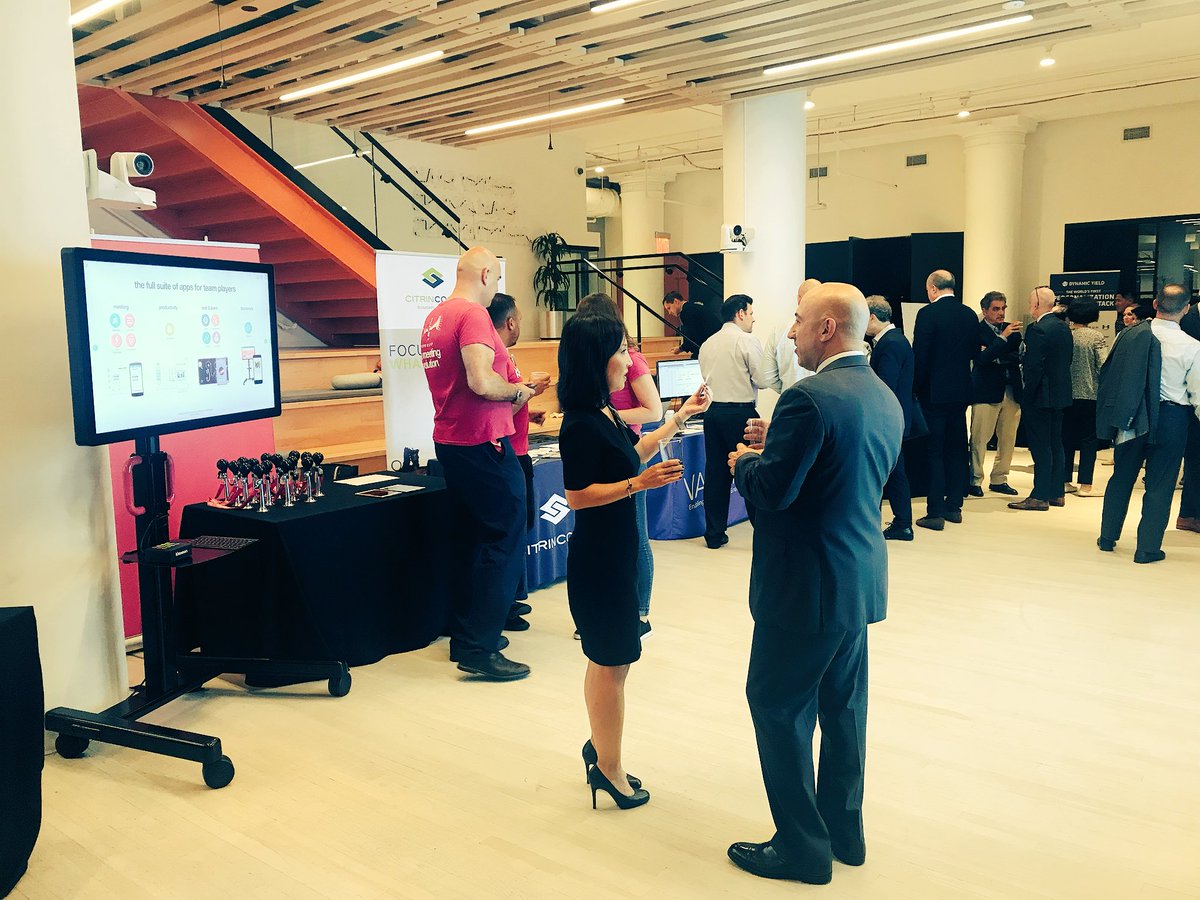SamBurden518's tweet photo. The office is buzzing at the Technology Knowledge Forum hosted by the #FACC and the #NYAIE - latest tech + thought leaders + French wine and treats = great evening! #appliedinnovation https://t.co/ToXBvIopTl
