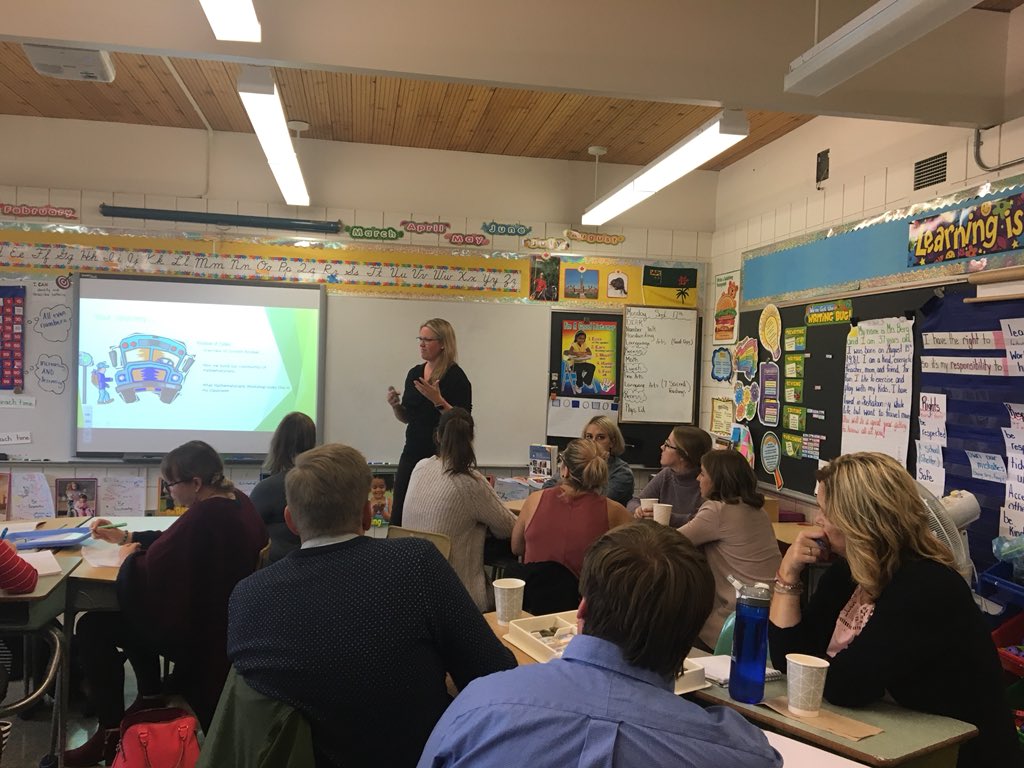 JennBrokofsky's tweet photo. The amazing @iamslomer Leading from her classroom about mathematical mindset and creating a community of mathematicians. #spslearn #skmath #fullhouse https://t.co/UFCpY66w9V
