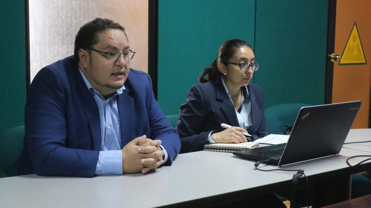 DGAgadguaranda's tweet photo. Alcalde de Guaranda Ramses Torres  presidente de la Mancomunidad de Bolívar  mantiene reunión con los Alcaldes de Chillanes, San Miguel de Bolívar y Chimbo, con el fin de dar seguimiento al financiamiento por parte del BDE para la ejecución del Relleno  Sanitario https://t.co/rdpnYq8ZzP