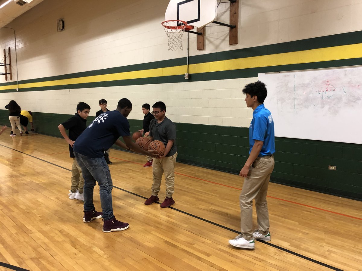 msmonicagarza's tweet image. Taking it to the court with our @NISDRoss ACE @NISDLearningTre Basketball Club! Mr. McGlown showed the students some ball handling skills. #ACECLUB #AfterSchoolWorks #NISDStrong #NISDInspired #NISDProud