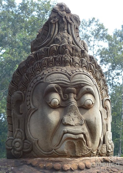 A case of mising noses!!
