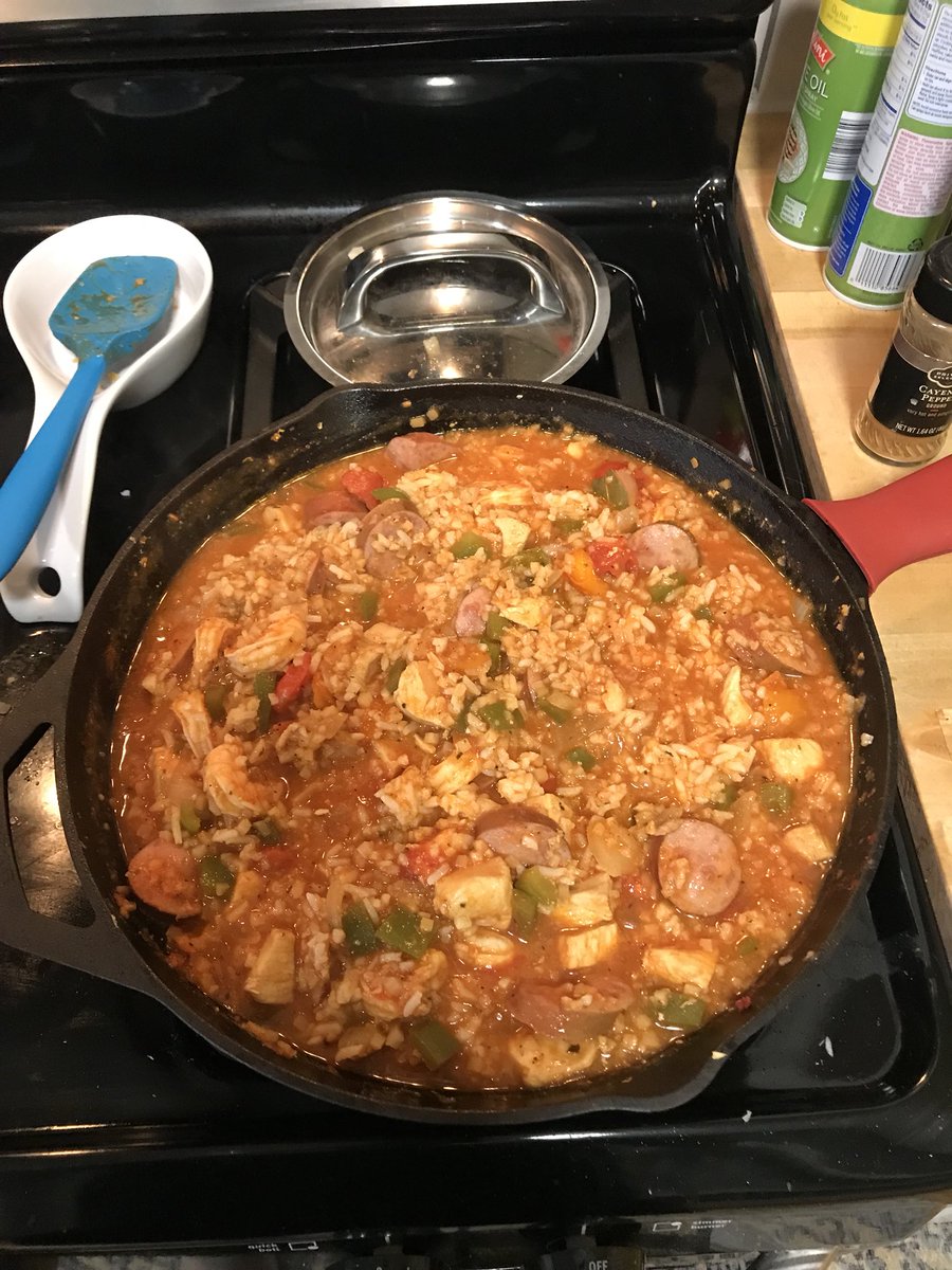 Just found my new favorite <a href="/FitMenCook/">Kevin Curry</a> recipe! Low carb Jambalaya 😎 (had to add a tiny bit of regular rice to thicksn it up)