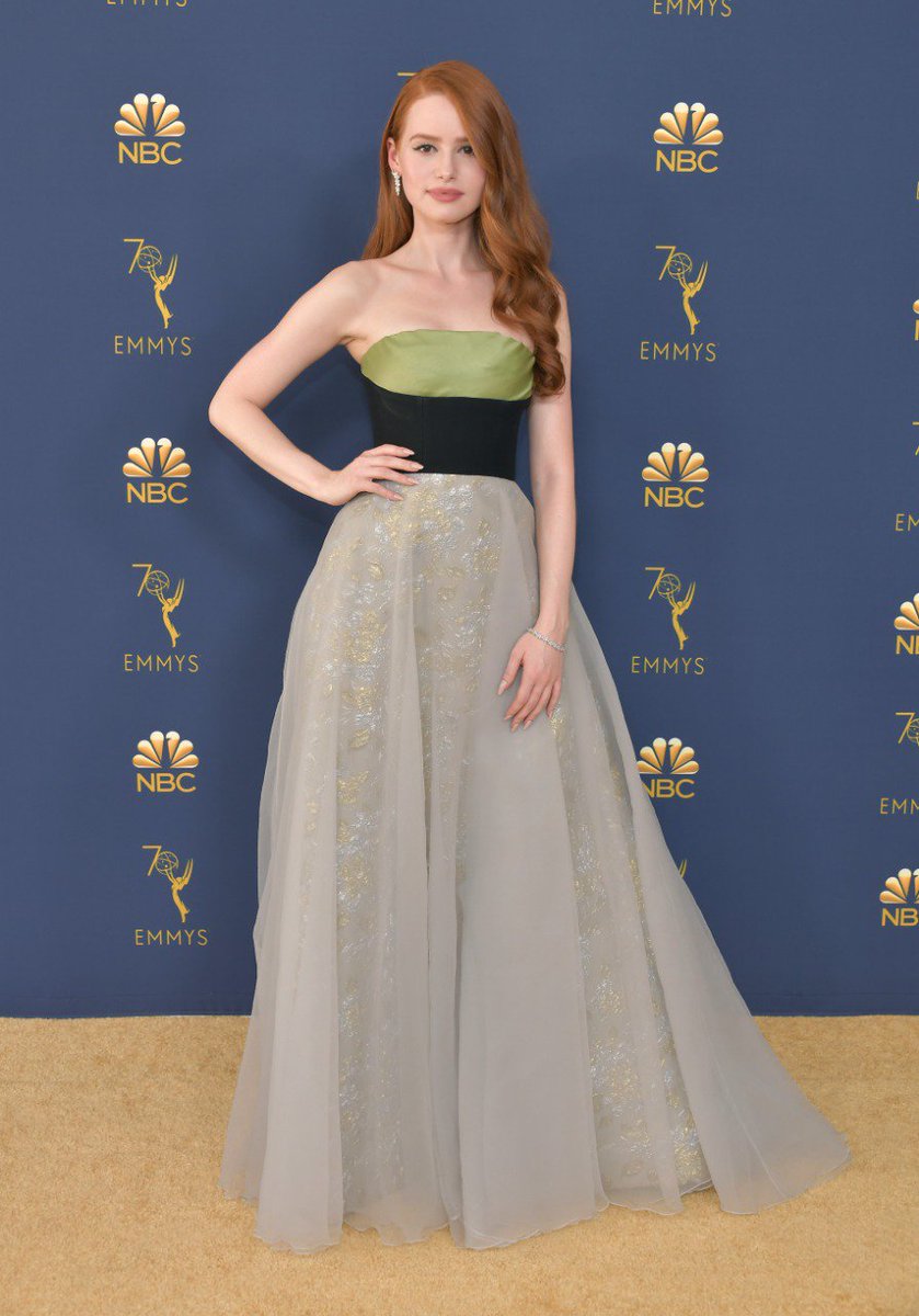 SwanBlair's tweet photo. My Goddess #MadelainePetsh
@madelainepetsch 📸

#CherylBlossom🔥
#Emmys https://t.co/gunYzZ04Yx