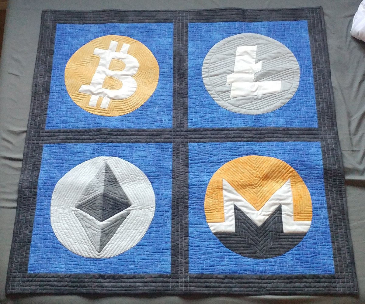 CryptoQuilts's tweet photo. @SatoshiLite What do you think of your Litecoin quilt. The Four Kings? 

It's up for Auction. https://t.co/FzuKEtOlbQ https://t.co/F8IlNd2d5s