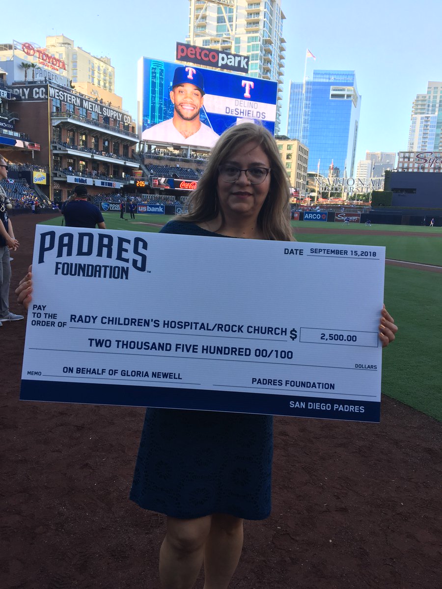 Congratulations to Gloria Newell, a parent liaison in Peckham Center for Cancer and Blood Disorders for her outstanding work at Rady Children’s. Gloria was recently awarded a 2018 Comunidad Award by the <a href="/Padres/">San Diego Padres</a> Foundation. She will donate part of her $2,500 to <a href="/radychildrens/">Rady Children's Hospital-San Diego</a>.