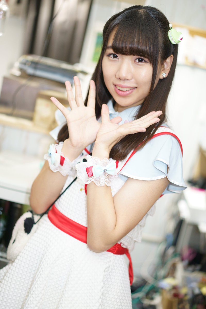 natan172's tweet image. 2018.9.17 #池袋CANOPUS #スイーツメロディ #鈴木みなよ ちゃん
『ふわらいず！初主催＆桜坂ななみ生誕祭』にみなよソロで参加。
２日連続でみなよちゃんに会えた！
みなよちゃんもパンダだらけの衣装も超かわえええー

次の出演は9/23『鶯谷 VALLEY×VALLEY×TOKYO』です！！！