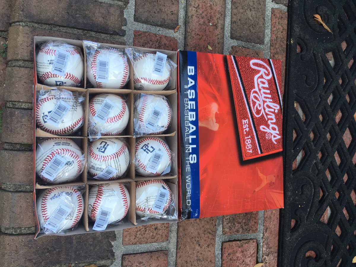 BaseballCLT's tweet image. Does your school, team or league need high quality Rawlings Perfect Game  Baseballs for an affordable price ($40/doz)  Email  TrippRoakes@gmail.com for any quantity