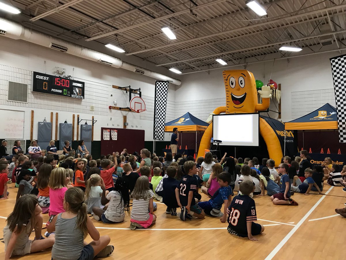 We are excited to announce our fall fundraiser-Orange Ruler Fun Run on Oct4th! To accommodate all students, there will be 3 runs, and students will run for about 20 minutes. RUN TIMES:
10:55 am- 5th grade and kinder AM
11:35 am- 3rd and 4th grade
1:00 pm- 1st, 2nd, and kinder PM