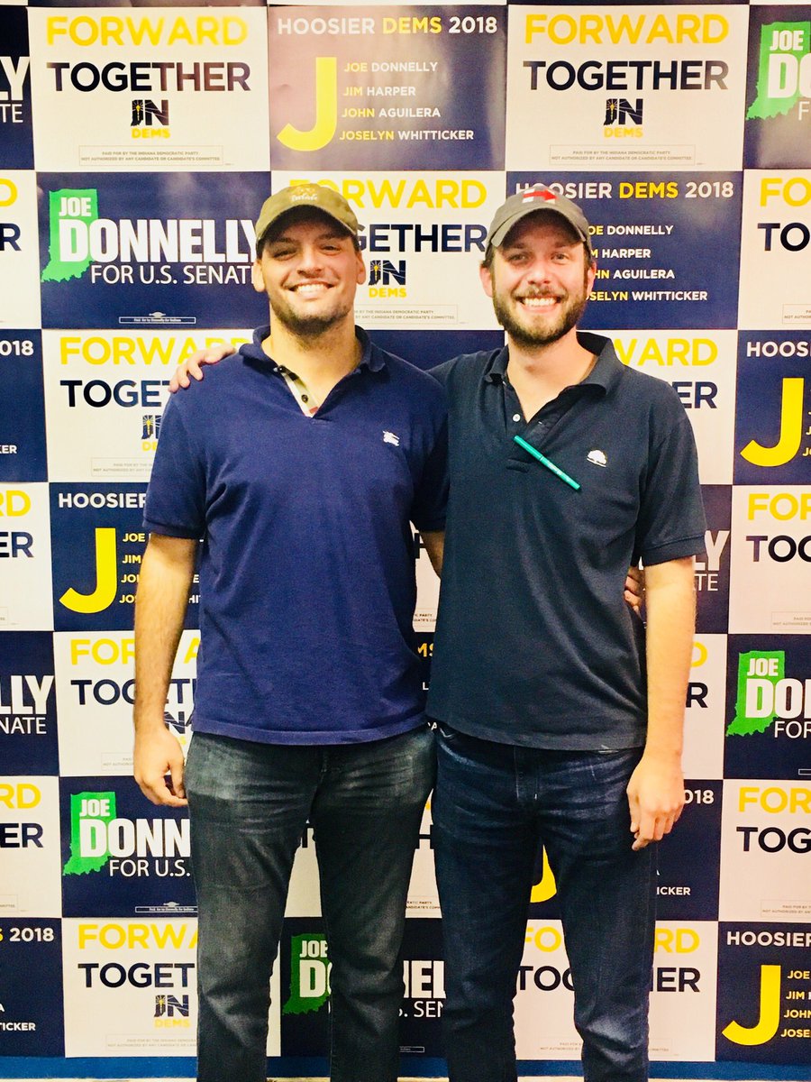 AdamAltendorf's tweet photo. When you and your organizer are so in synch you match. β€οΈβ€οΈβ€οΈ #MayTheForceBeWith2 #Twins #HoosiersUnited https://t.co/ASooR2BTxd