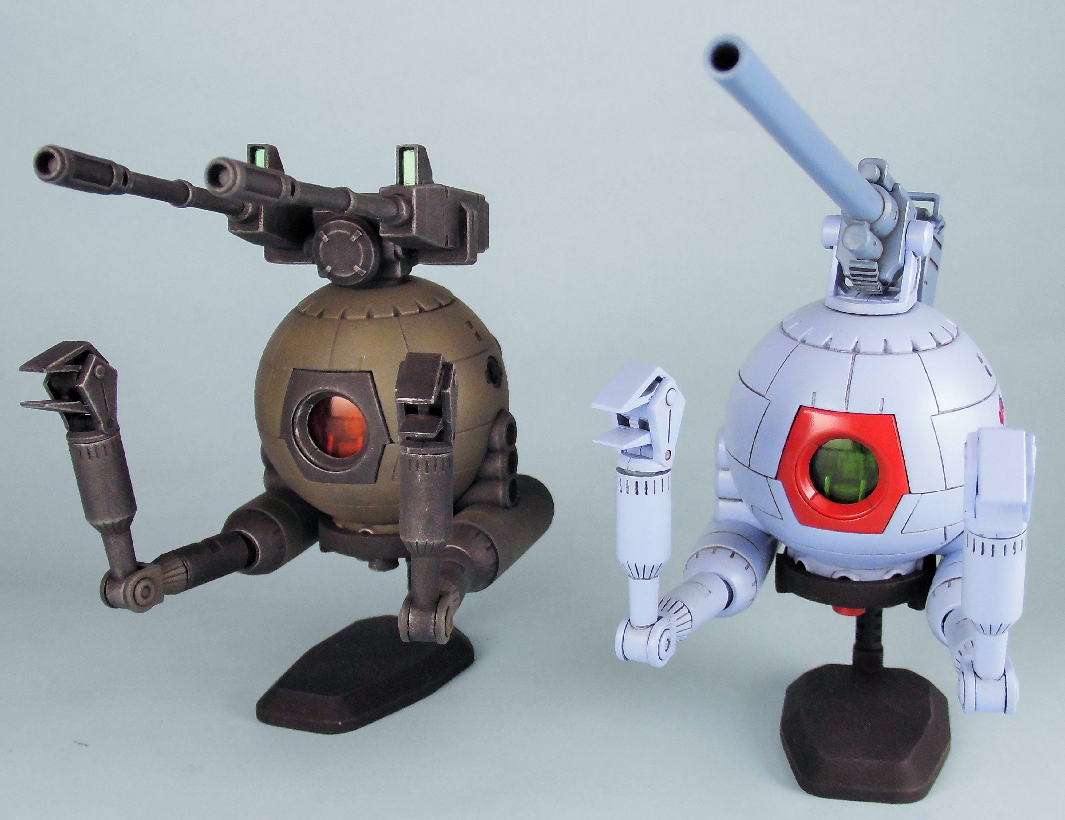Tranabe ガンダムよりhgucボール ツインセットです 1箱2個入りで武装はk型の連装砲も付いてます 旧キットより小さくて ジムに激突するシーンの大きさくらい クリアパーツは緑ですけど クリアオレンジ塗ったらちゃんとオレンジになりました 作り