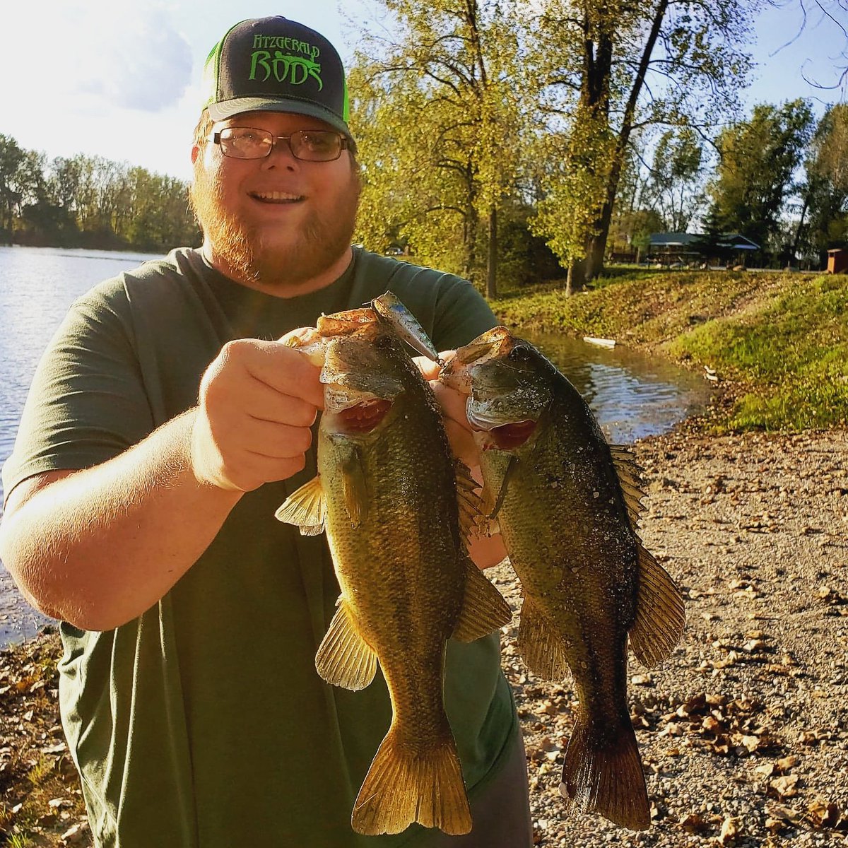 Double treble! Lol 
<a href="/FitzgeraldRods/">T_Fitz_Fishing</a> #fitzgeraldfishing <a href="/GreenfishTackle/">Greenfish Tackle</a> #thechaseisover #wootungsten #fishingisacontactsport
