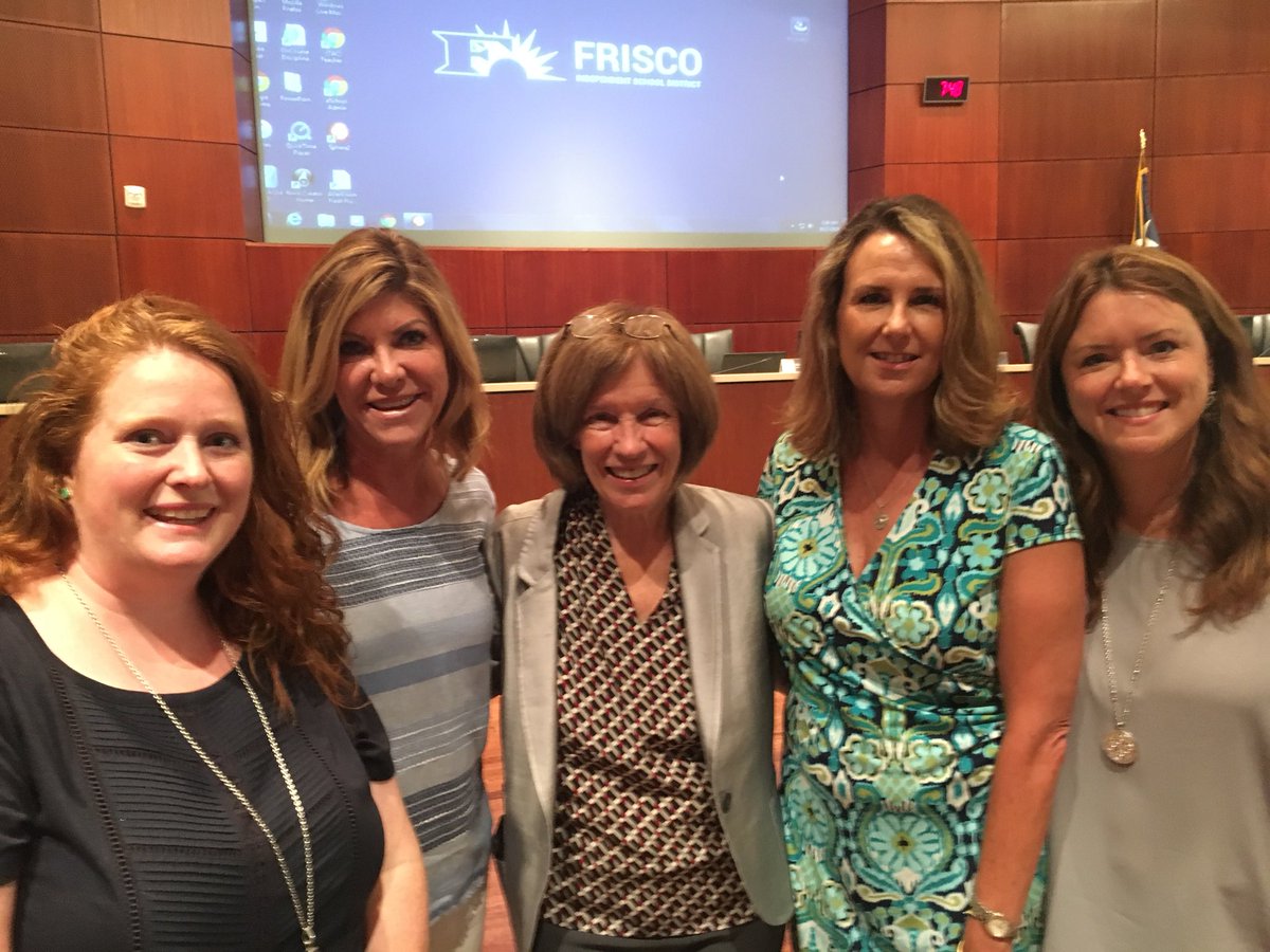 Amazing opportunity to learn from the best, Lucy Calkins! “We represent an eco system of teaching reading.” <a href="/LucyCalkins/">Lucy Calkins</a> #lakeside1819 #CISDOurStory