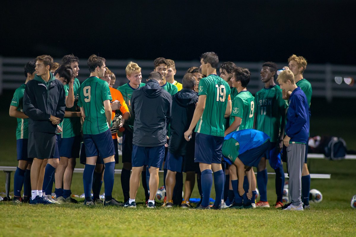 mattbigs_'s tweet image. Come out to Lawrence @ 6:15 to support your boys on Senior Night. There will be food and @mattwelchh is shaving his head if 150 ppl show up #bone #perplex #managerswinchampionships