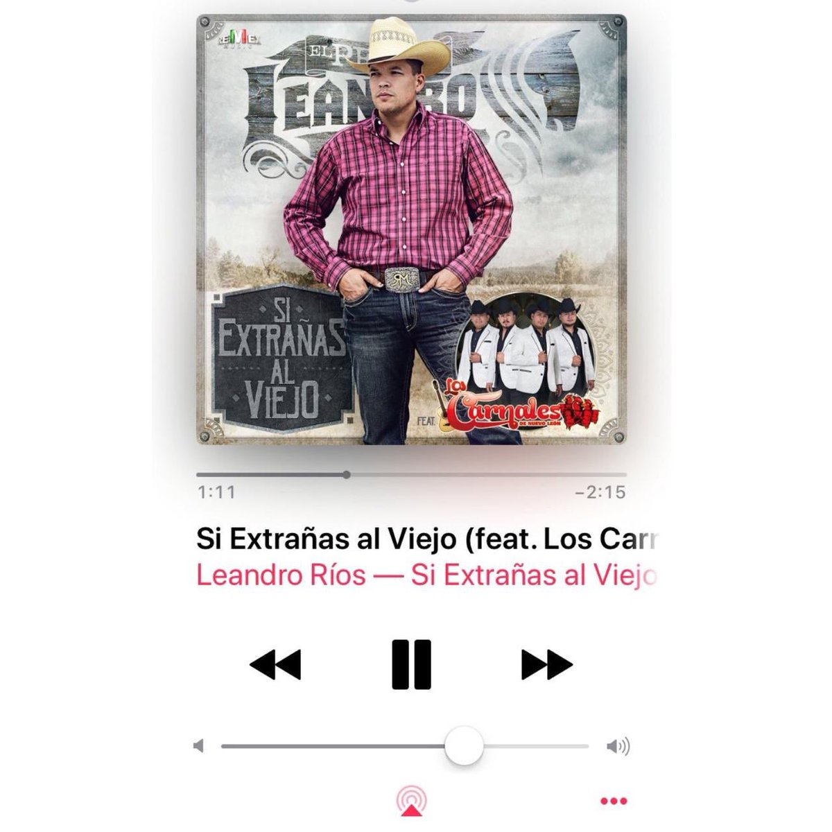 mariamoretti79's tweet photo. Ya lo escuchaste ,  es lo más nuevo del #Penco @leandroriosmx  Lleva por nombre #SiExtrañasAlViejo esta disponible en todas las plataformas digitales y puedes pedirla en tu estación de radio favorita ❤✨ #PDLR #UDCLR https://t.co/BdX20DL8z7