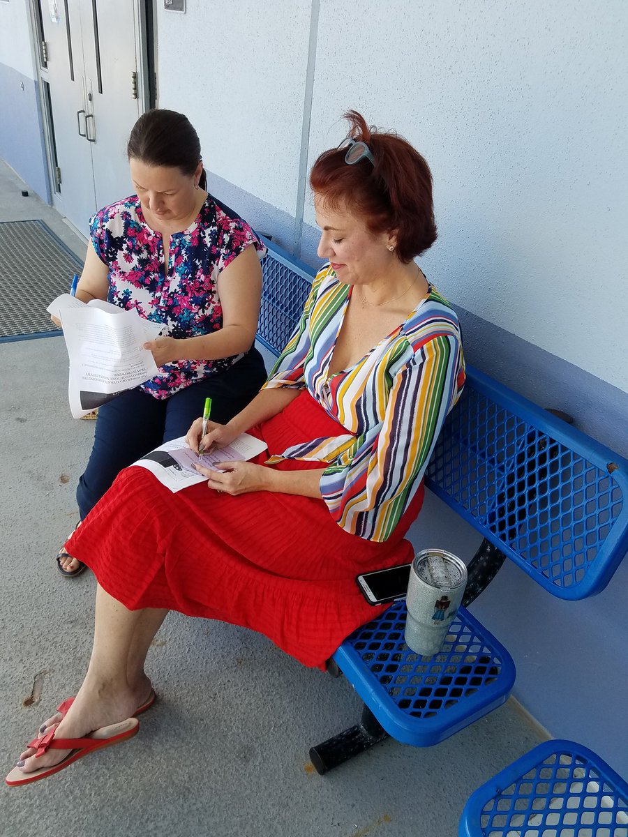 bestliteracy's tweet photo. Literacy Leaders talking with a text today! https://t.co/kcwfCFdIpy