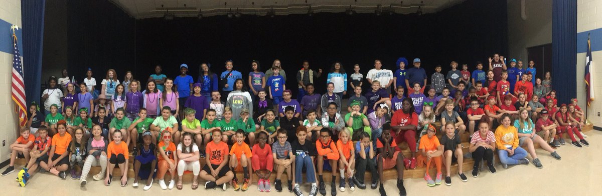 Hayley Sample tweet media