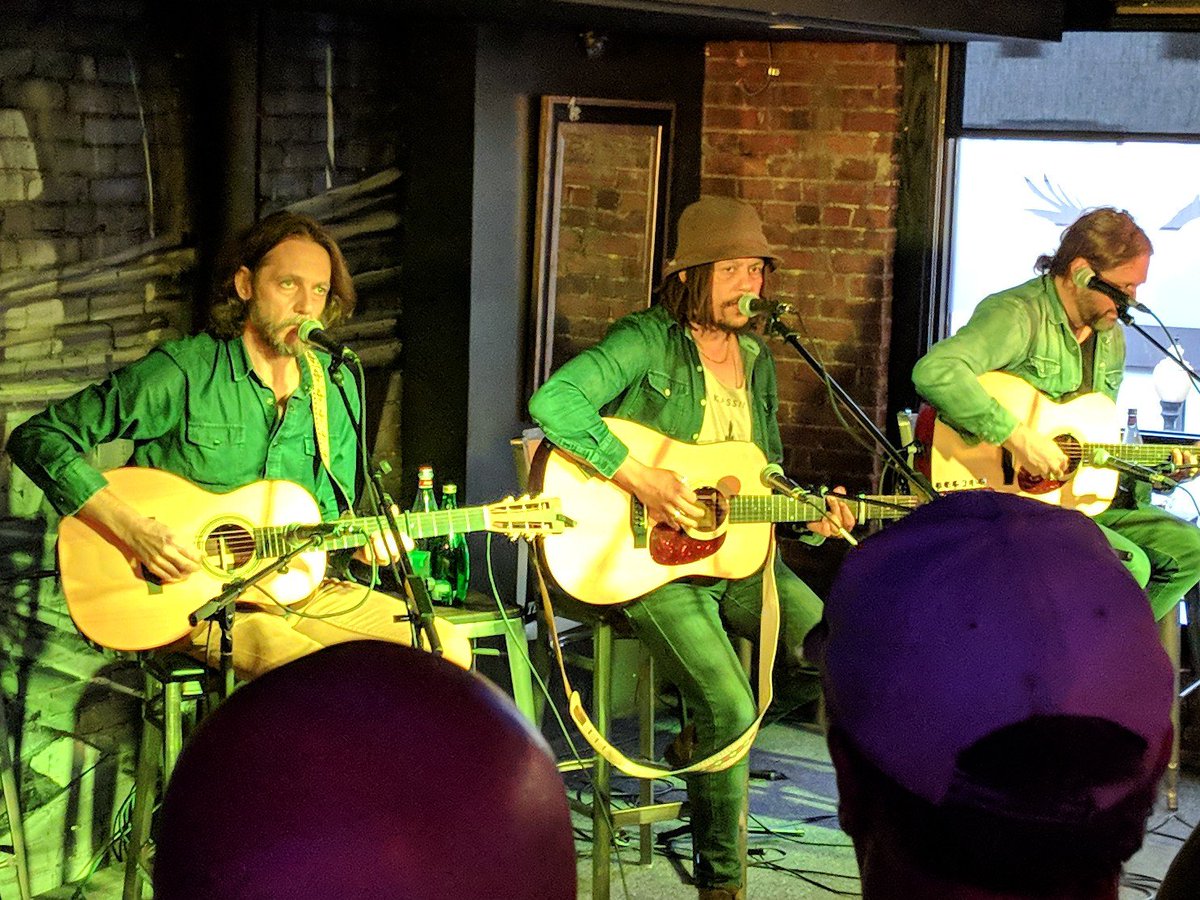 kevinbeetle's tweet photo. Thanks! @WDHAFM @themagpiesalute @richsrobinson #TheMagpieSalute #WDHA #HighWater #RavenRoom #Morristown #NJ https://t.co/Ru4M1yXSEl