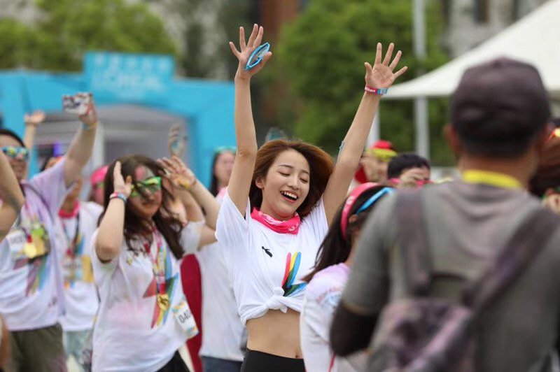 itutorandme's tweet photo. We swept #Shanghai with colors😎!
#itutorgroup #itutorandme #colorrun #esl #onlineeducation #tutorabc #vipjr @TheColorRun https://t.co/iEAO30jkMZ