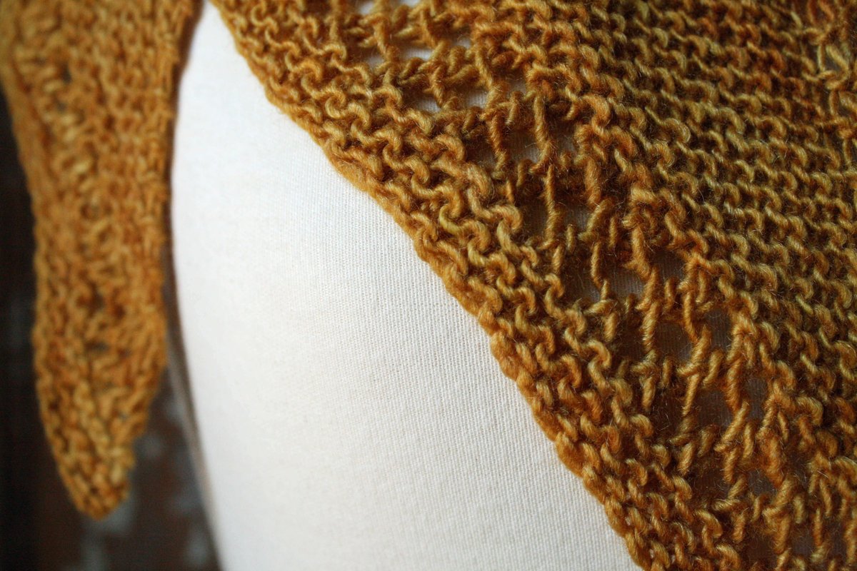 Onete Scarf by Fairmount Fibers Design Team is knit out of one of L &amp; B’s favorite single ply fingering weight yarns, Fino. To get Onete in a Yarn Box: ow.ly/cPWb30lR1By
