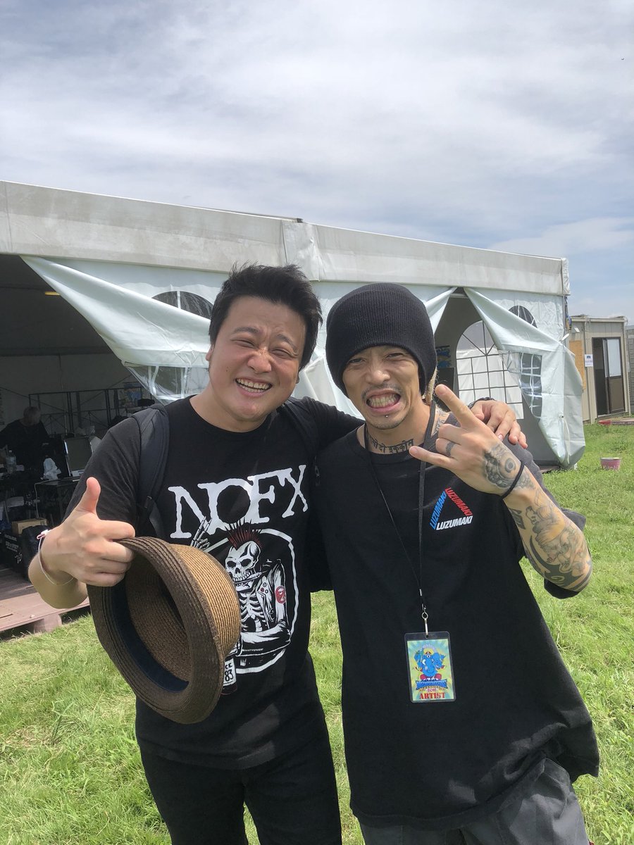 LEE YONGWON with NAO and UEZZANG from MAXIMUM THE HORMONE #HAZIKETEMAZARE2018