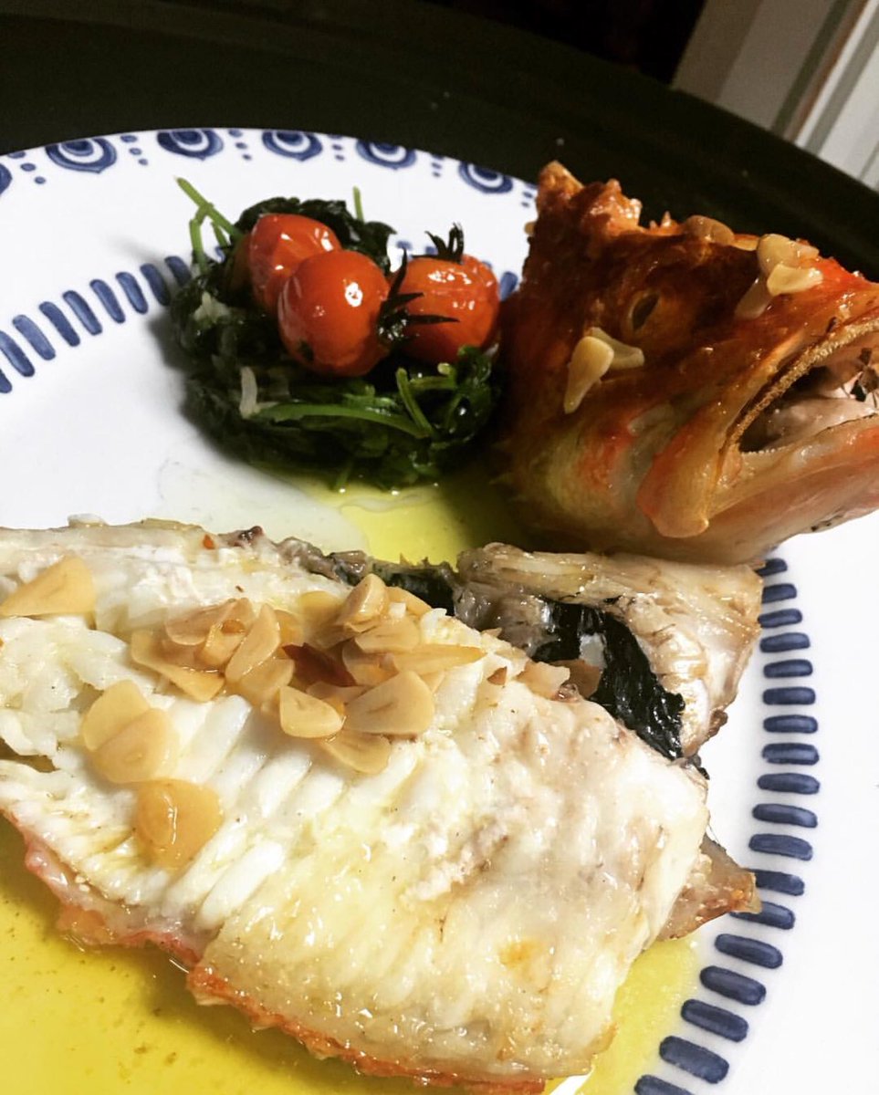 Pregunta por nuestro “Pescado del día” y te encontrarás sorpresas como este “Cabracho”. Descubre la cocina de <a href="/Jfelipepeira/">joaquin felipe peira</a> en Dogma (calle Alberto Alcocer, 43) #restaurantes #restaurant #gastronomia #gastronomy #food #foodies #cocina #chef #cocinero #gastrophoto #comer #comida
