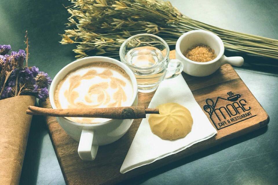 toynakaa's tweet photo. MORECAFE &amp; RESTUARANT  ซอยหลังวัดหนามแดง สมุทรปราการ  ราคาสบายๆ นั่งก็สบาย #MORECAFE #ค่าเฟ่สมุทรปราการ #อาหารไทย #กาแฟ #อร่อยไปแดก #aroi #trai333 https://t.co/GtsBQikW02
