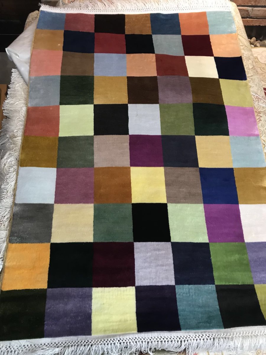 Maria_wang7's tweet image. Customized hand knotted silk rug!😂
#silkrug #ruglovers #custimized #handmade #orientalrug #interiordesign